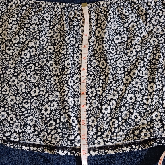 Lands' End Floral Swim Skirt - Picture 5 of 5